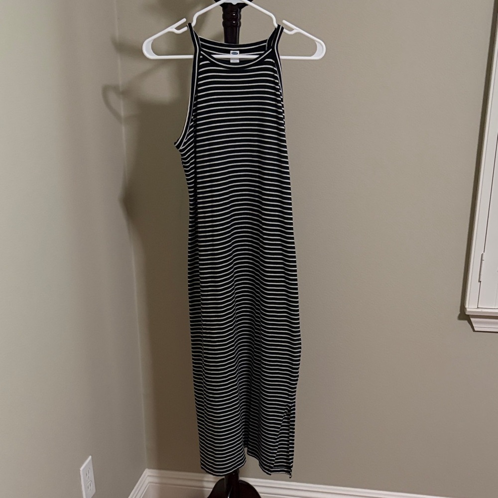 Old Navy Black and White Striped Dress